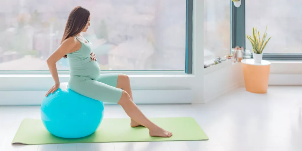 Simple Home Workouts Every Woman Can Do 1
