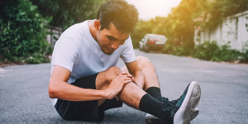 Why Does My Knee Hurt When I Run? 1